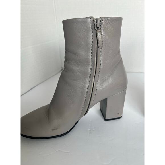 BALENCIAGA Gray Glove Leather Zip Up Chunky Heel Round Toe Ankle Boots 7  EU 37 - Picture 12 of 16